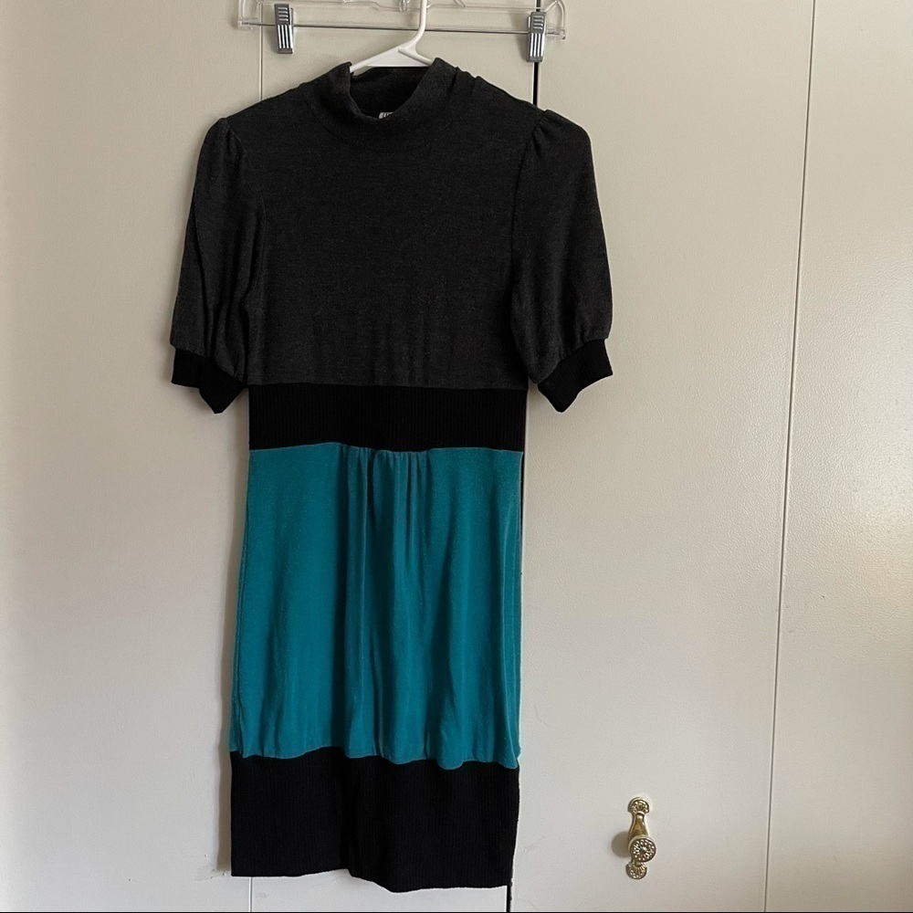 Tampa, Mock Turtle Teal/Gray/Black Dress Size M
